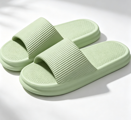 Cushioned Step All-Day Slipper